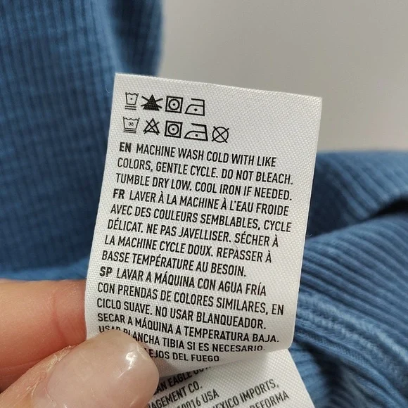 American Eagle Cropped Ribbed T-Shirt Size Medium Blue Stretch - Picture 4 of 5